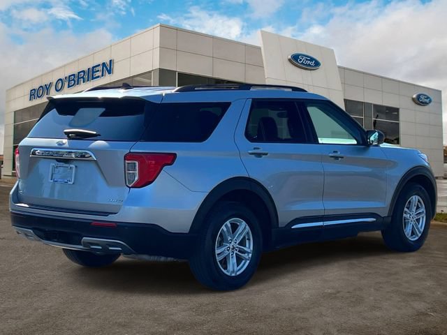 Certified 2024 Ford Explorer XLT w/ Equipment Group 202A AWD/4WD image 5