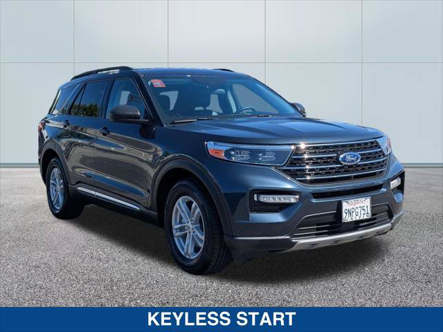 Certified 2024 Ford Explorer XLT w/ Equipment Group 202A RWD image 7