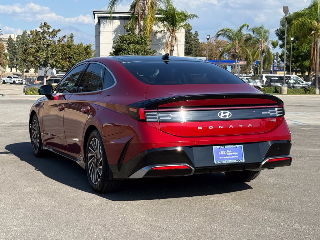 Used 2025 Hyundai Sonata Limited FWD image 5
