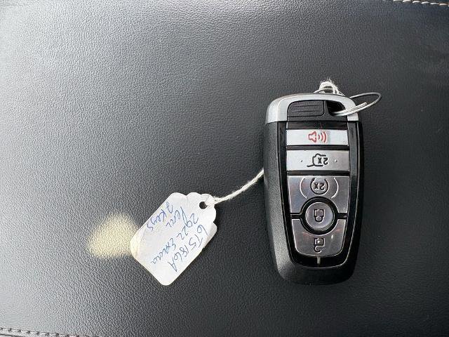 Certified 2022 Ford Explorer Limited w/ Equipment Group 301A image 19