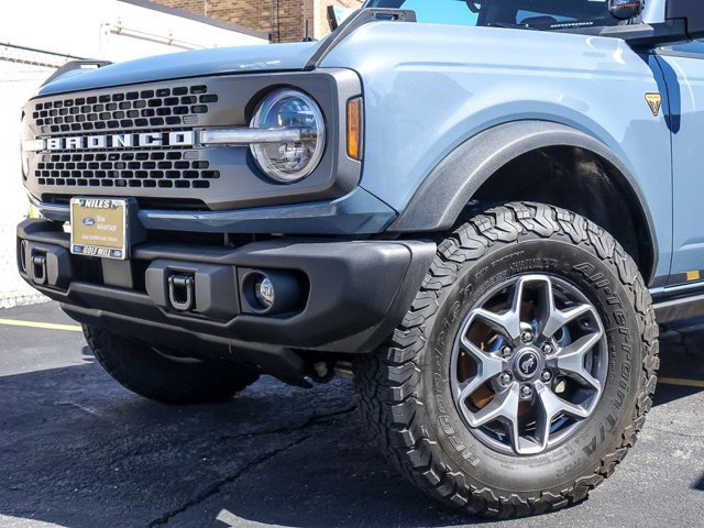 Certified 2023 Ford Bronco Badlands AWD/4WD image 3