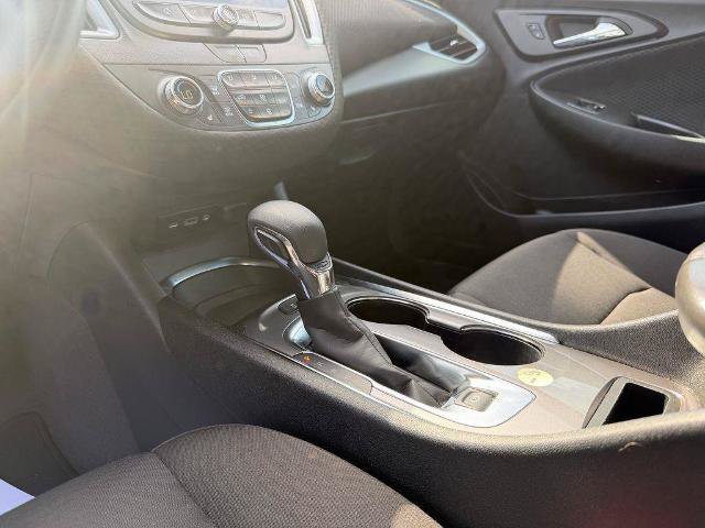 Used 2024 Chevrolet Malibu LT FWD image 21