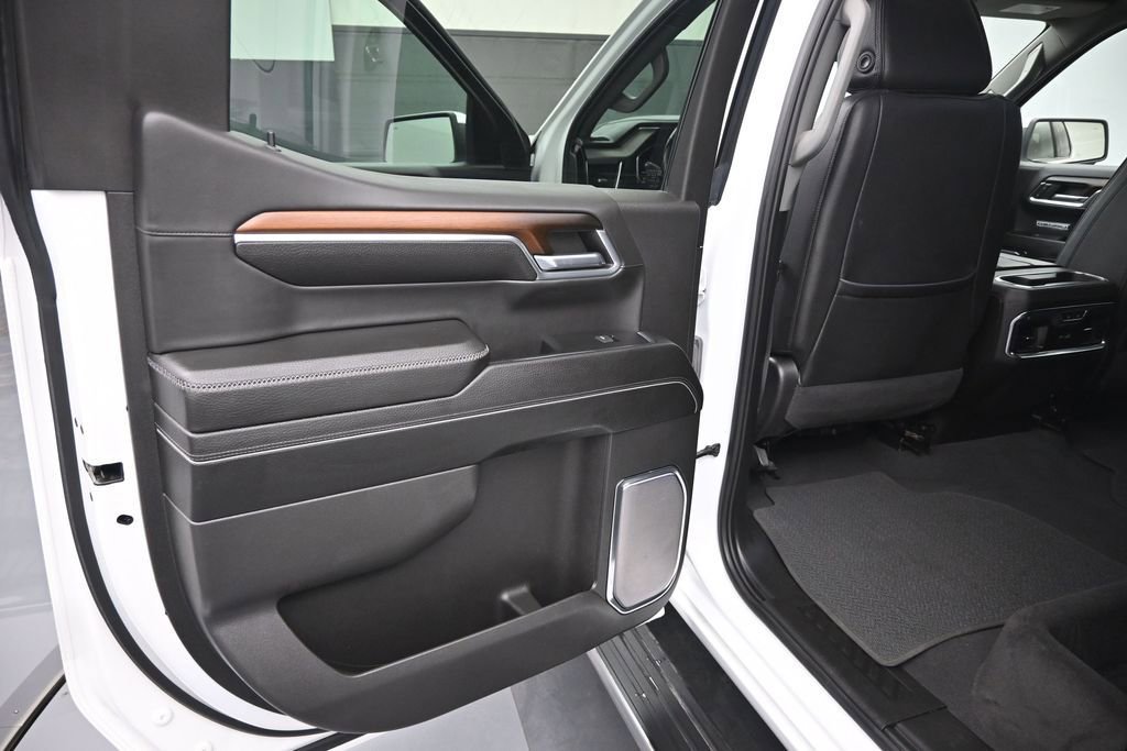 Used 2024 GMC Sierra 1500 Denali w/ Denali Reserve Package AWD/4WD image 10