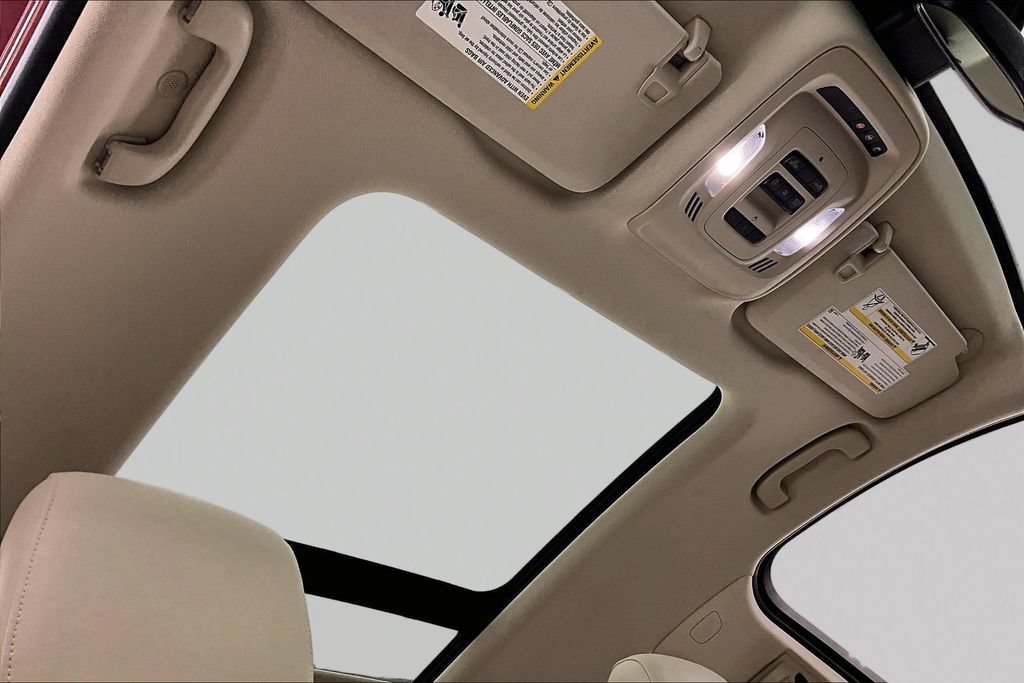 Used 2021 Buick Envision Essence w/ Technology Package I FWD image 22