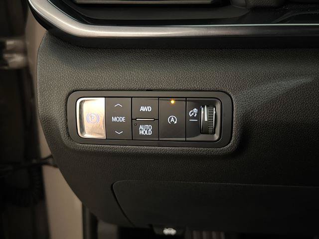 Used 2026 GMC Terrain AT4 w/ Convenience Package III AWD/4WD image 19