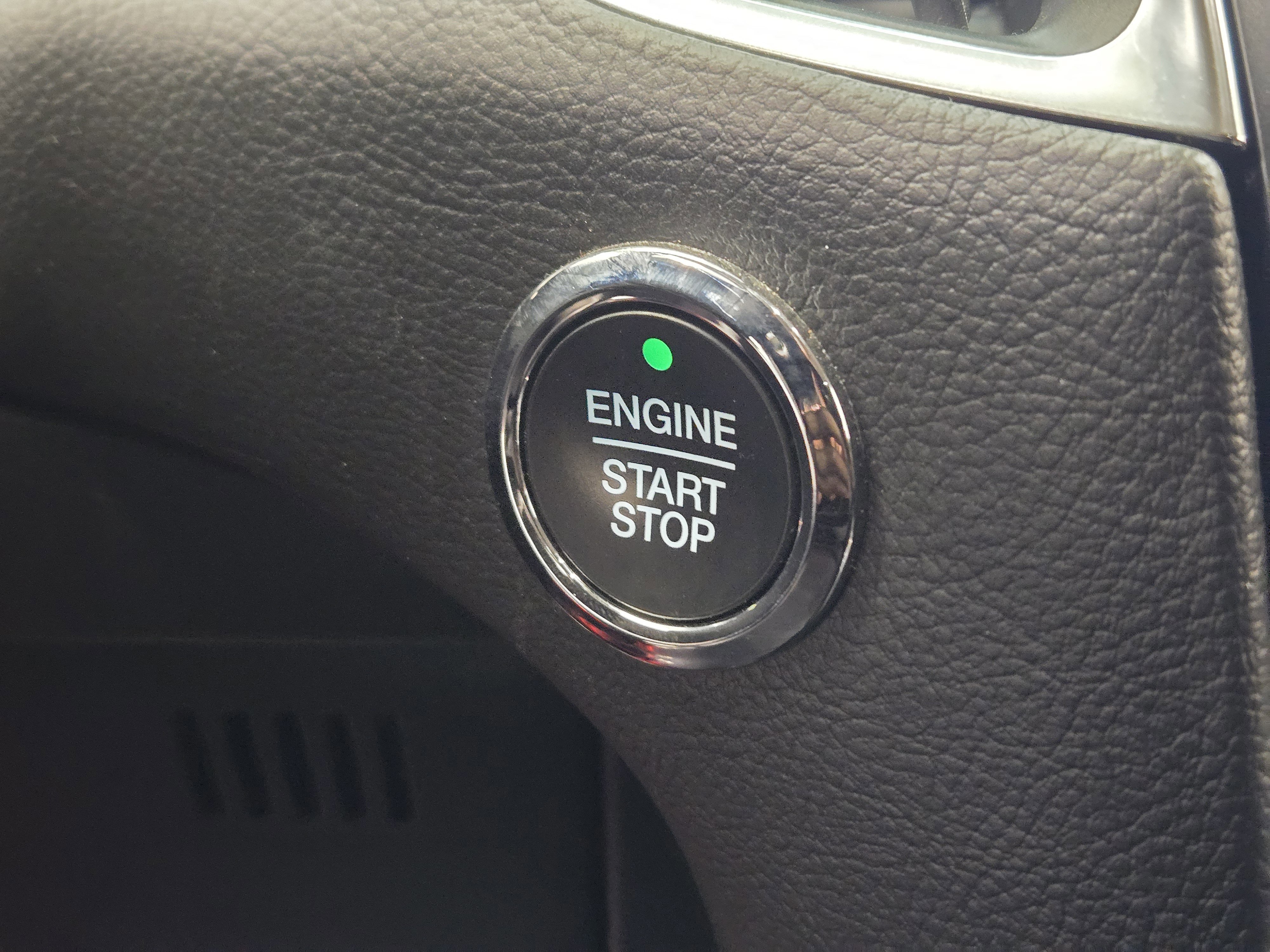 Certified 2024 Ford Edge Titanium image 20