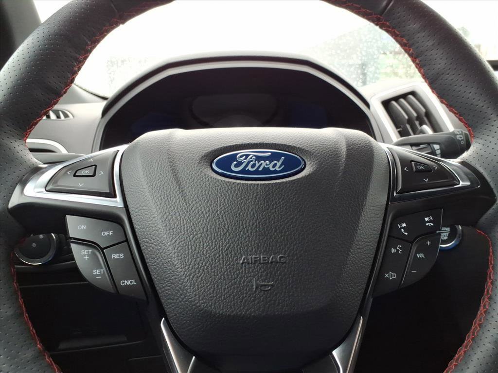 Certified 2024 Ford Edge ST-Line AWD/4WD image 23