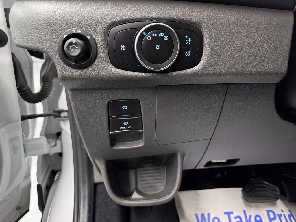 Certified 2022 Ford Transit 350 XLT RWD image 13