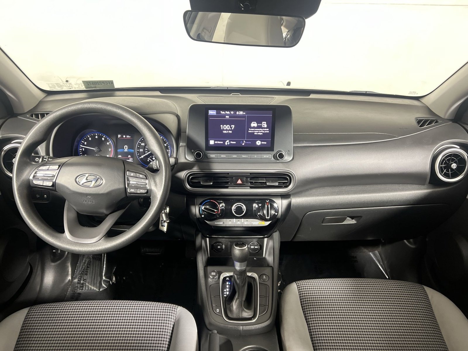 Used 2022 Hyundai Kona SE image 21