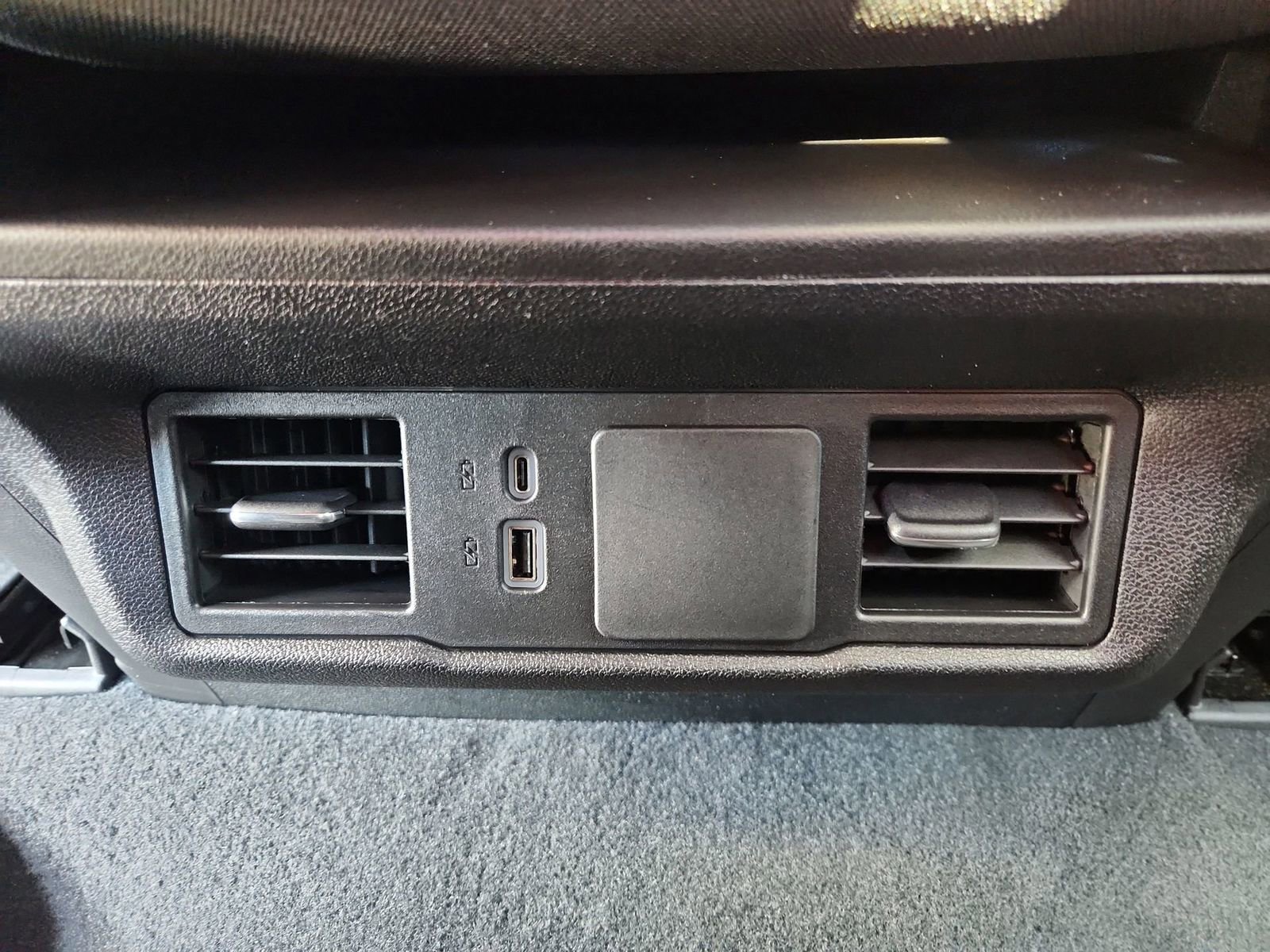 Used 2025 Chevrolet Silverado 2500 Custom w/ Custom Value Package image 20