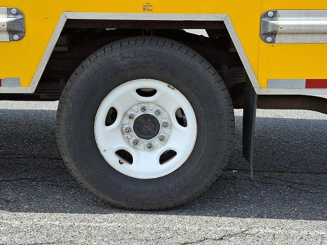 Used 2021 GMC Savana 3500 w/ Power Convenience Package RWD image 8