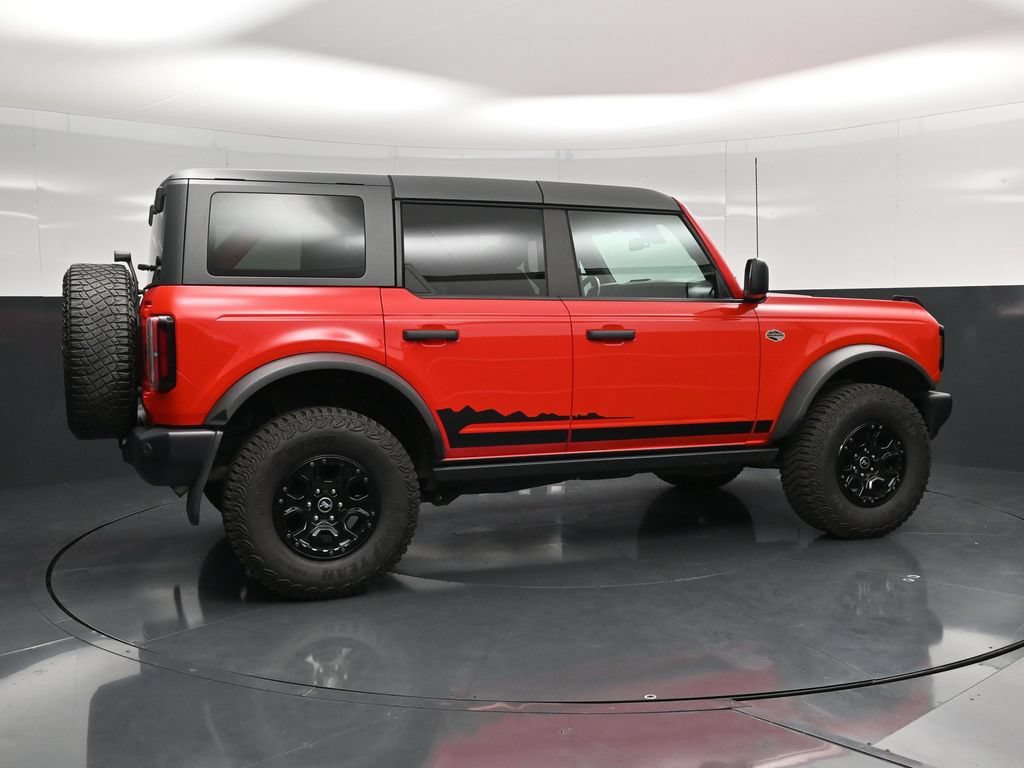 Certified 2022 Ford Bronco Wildtrak AWD/4WD image 3