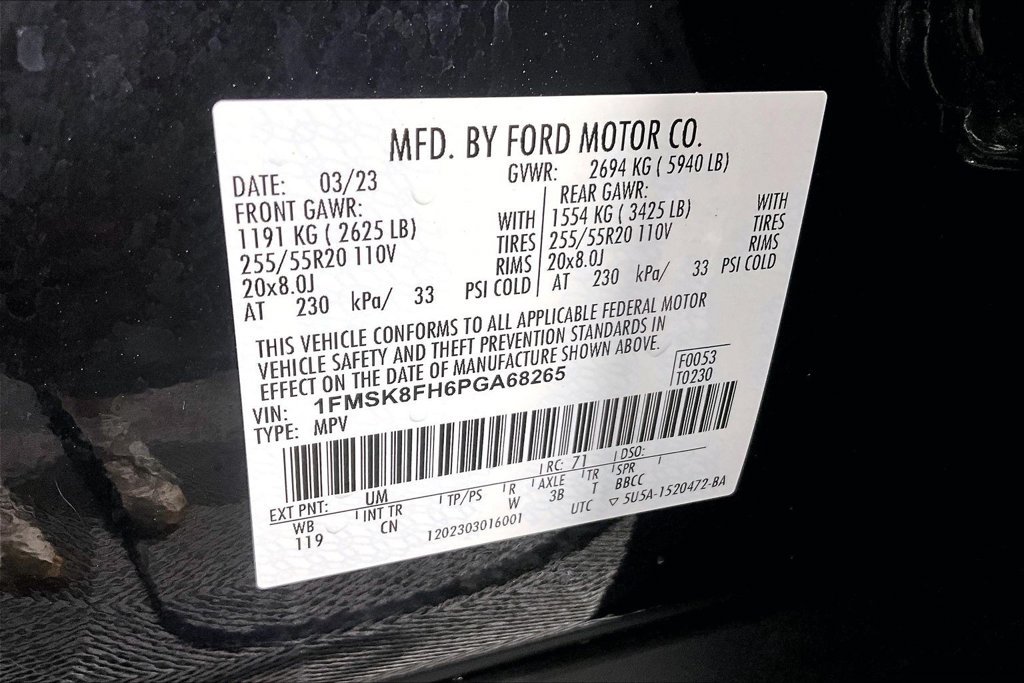 Certified 2023 Ford Explorer Limited AWD/4WD image 32