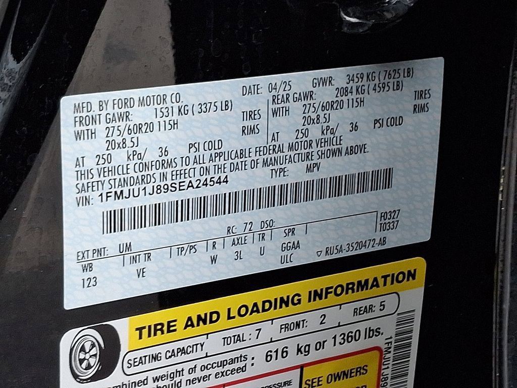 Certified 2025 Ford Expedition Active image 28