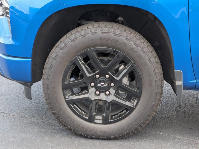 Used 2023 Chevrolet Silverado 1500 RST w/ Z71 Off-Road Package image 9