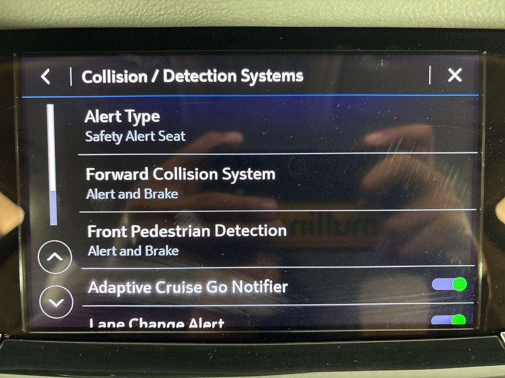 Used 2024 Cadillac XT6 Premium Luxury w/ Technology Package FWD image 26