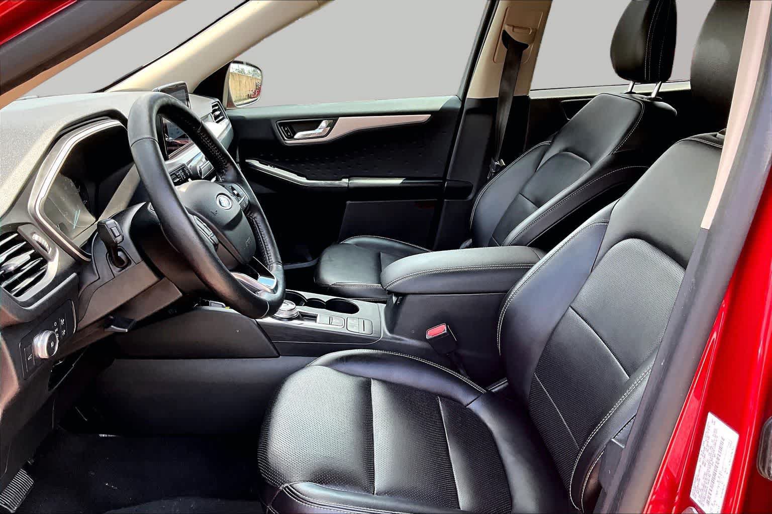 Certified 2020 Ford Escape SEL FWD image 10