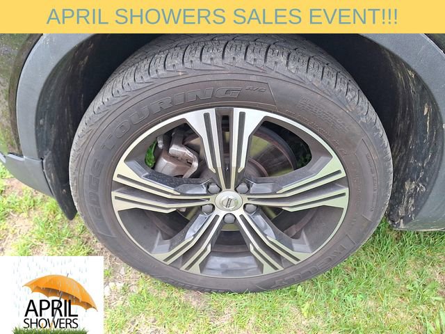 Used 2021 Volvo XC40 T5 Inscription w/ Climate Package AWD/4WD image 4