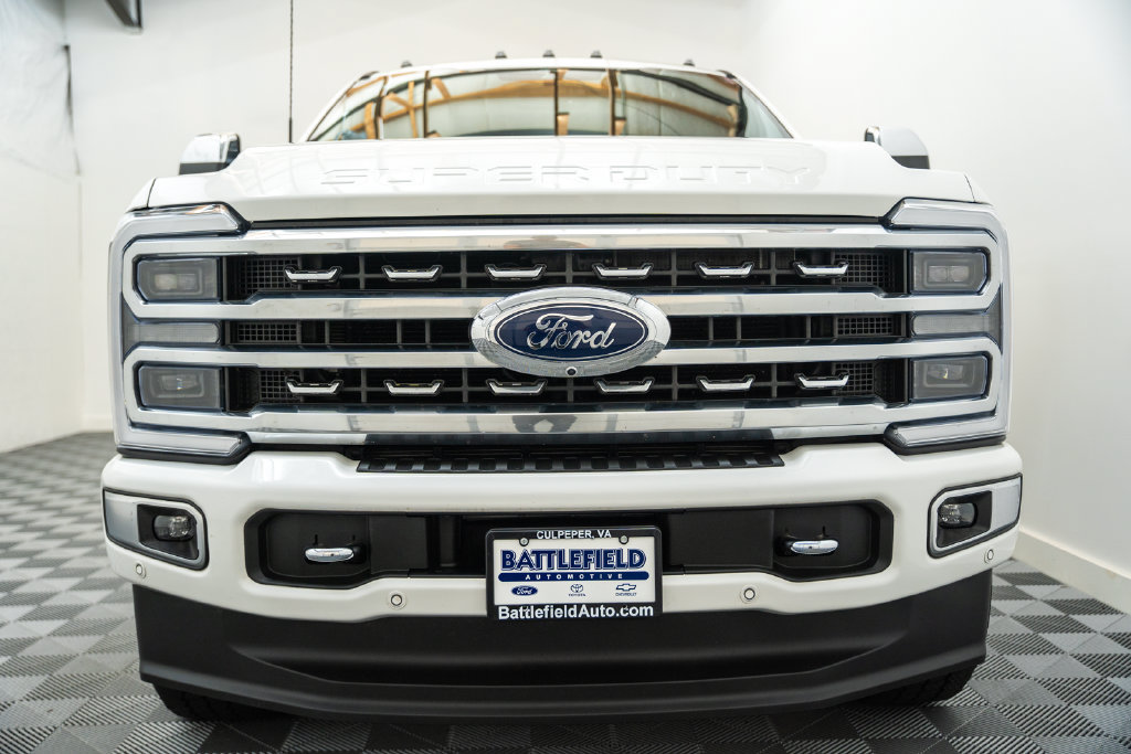 Certified 2024 Ford F250 Platinum w/ FX4 Off-Road Package AWD/4WD image 2