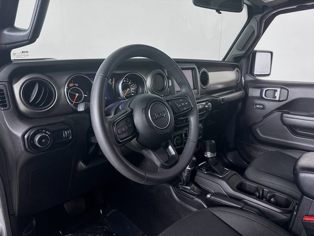 Used 2023 Jeep Wrangler Sport S image 9