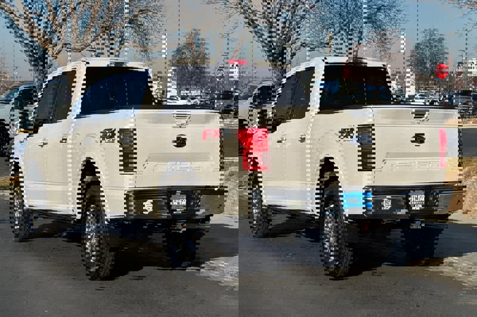 Certified 2019 Ford F150 Lariat w/ Equipment Group 502A Luxury image 3