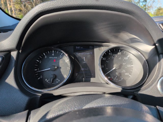 Used 2018 Nissan Rogue SV AWD/4WD image 36