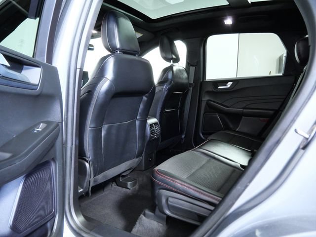 Certified 2023 Ford Escape ST-Line w/ Tech Pack #1 AWD/4WD image 13