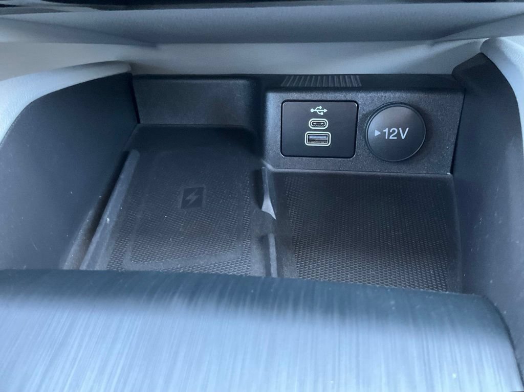 Certified 2024 Ford Escape SE w/ PHEV Premium Package FWD image 36