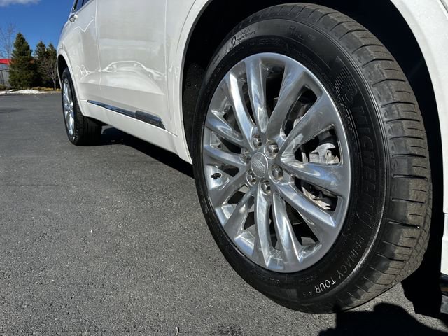 Used 2023 Cadillac XT6 Premium Luxury w/ Technology Package image 11