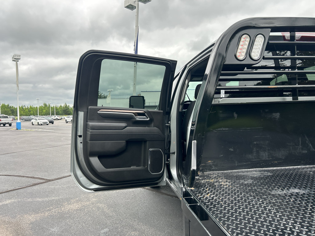 Used 2025 Chevrolet Silverado 3500 LT w/ Convenience Package AWD/4WD image 18