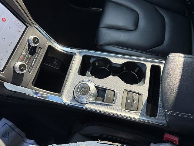 Certified 2021 Ford Edge Titanium image 36