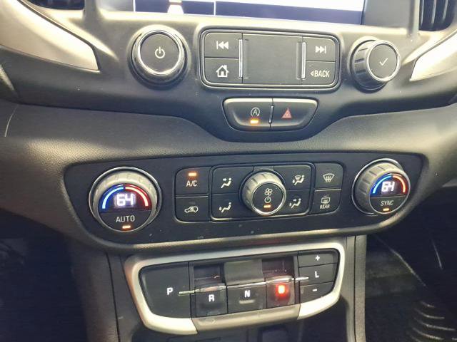 Used 2024 GMC Terrain SLE w/ Driver Convenience Package FWD image 23
