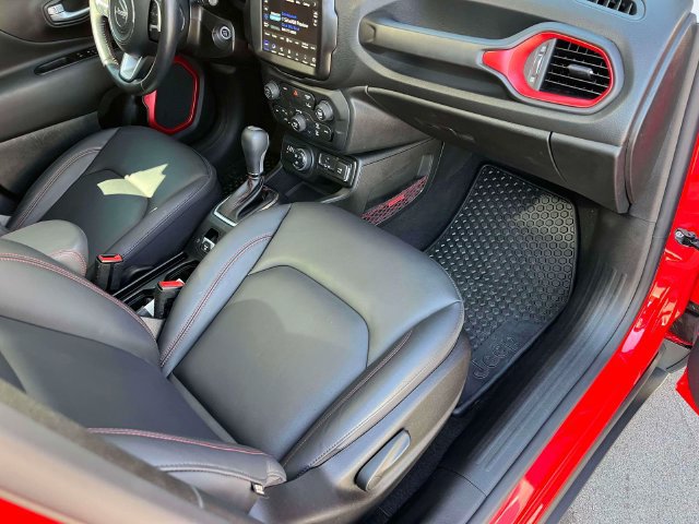 Used 2023 Jeep Renegade Trailhawk w/ Sun/Sound Group AWD/4WD image 23