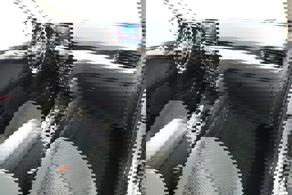 Certified 2020 Ford Escape SE image 32