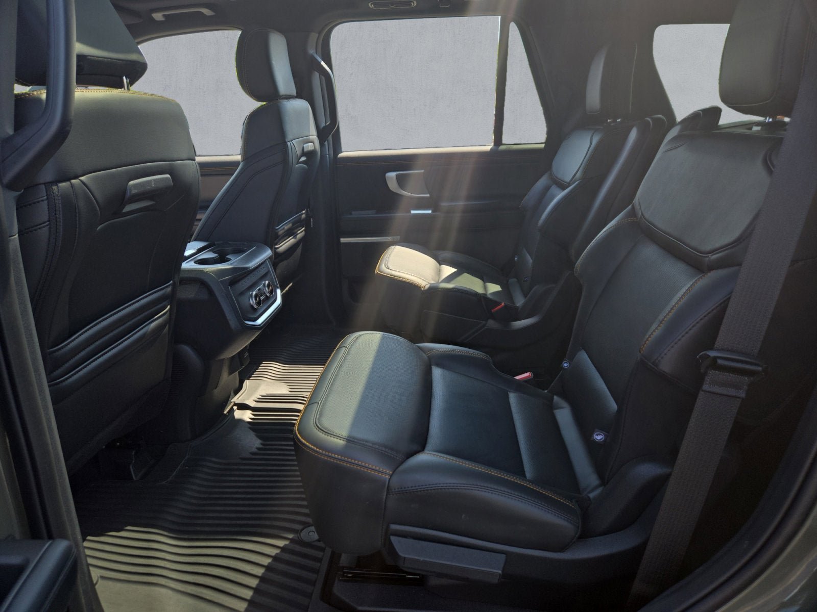 Certified 2025 Ford Expedition Tremor AWD/4WD image 23