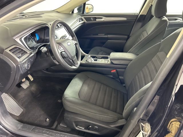 Certified 2020 Ford Fusion SE FWD image 11