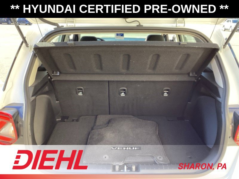 Certified 2024 Hyundai Venue SEL FWD image 16