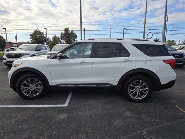 Certified 2022 Ford Explorer Limited w/ Equipment Group 301A image 2