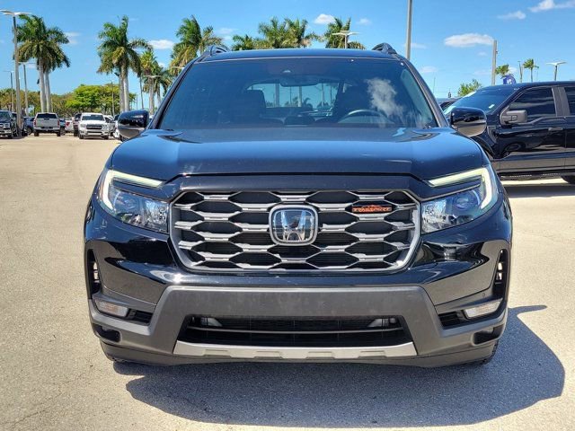 Used 2025 Honda Passport TrailSport image 6