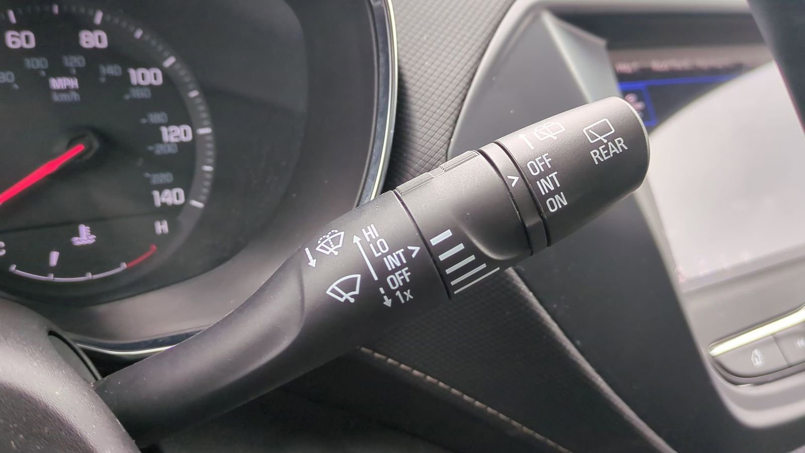 Used 2023 Chevrolet TrailBlazer ACTIV image 26