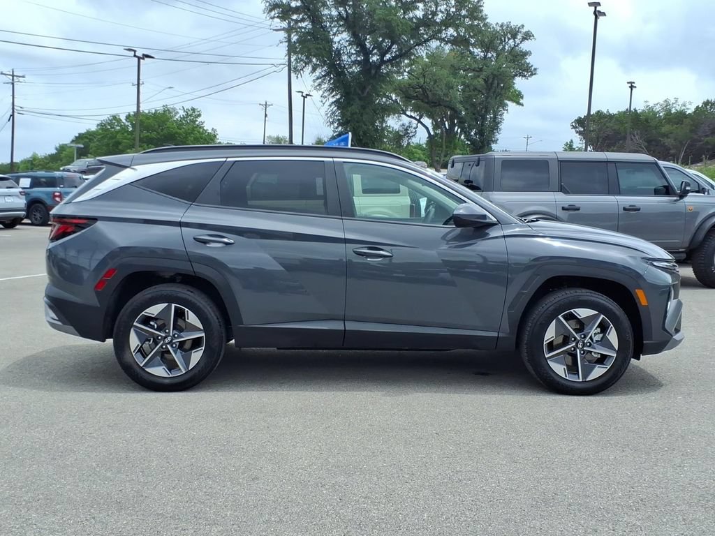 Used 2026 Hyundai Tucson SEL AWD/4WD image 2