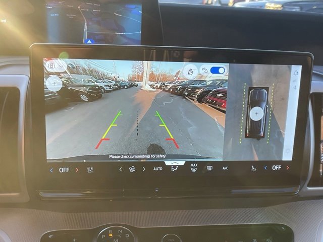 Certified 2025 Ford Expedition Active image 29