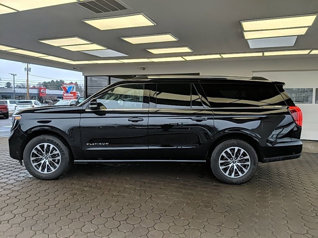 Certified 2025 Ford Expedition Max Platinum image 6