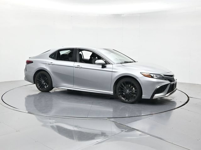 Used 2024 Toyota Camry XSE FWD video 3