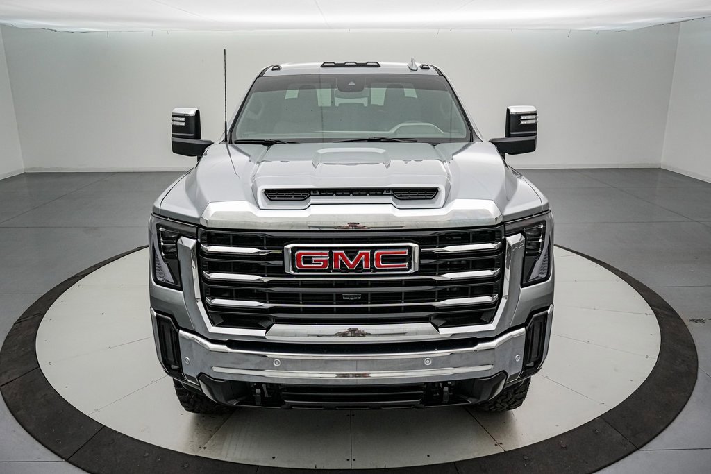 Used 2025 GMC Sierra 2500 SLT w/ SLT Premium Package image 9