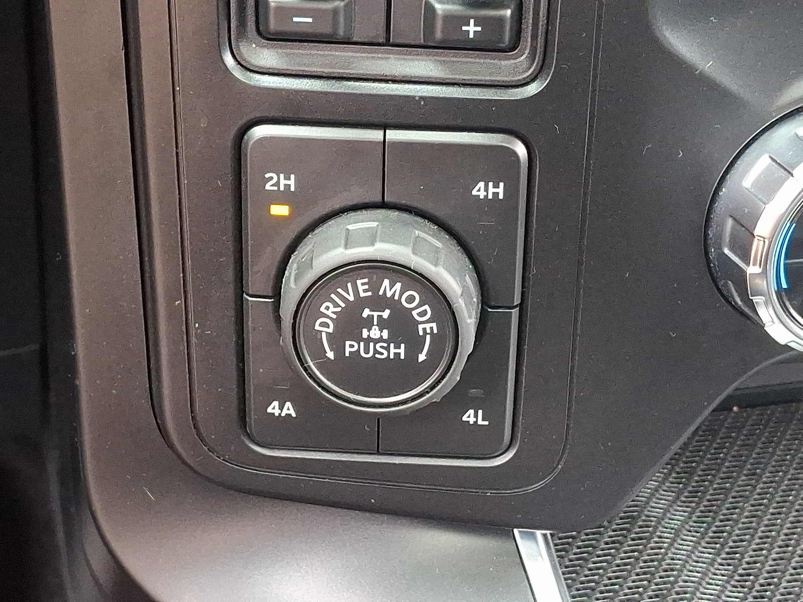 Certified 2021 Ford F150 Raptor w/ Equipment Group 801A High image 32