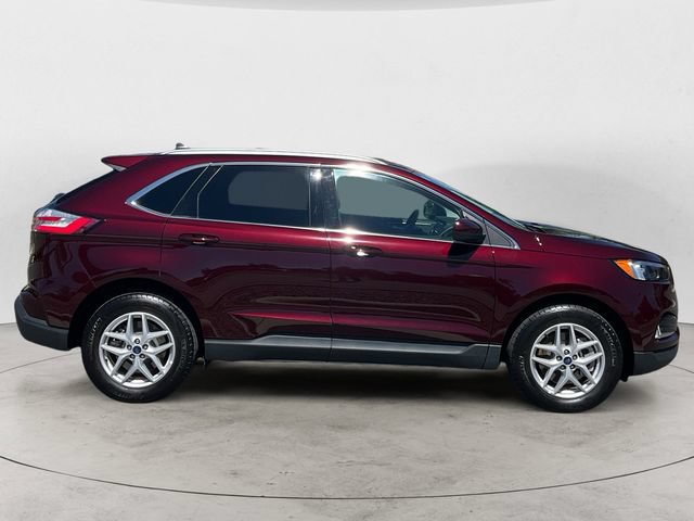 Certified 2022 Ford Edge SEL w/ Convenience Package AWD/4WD image 6