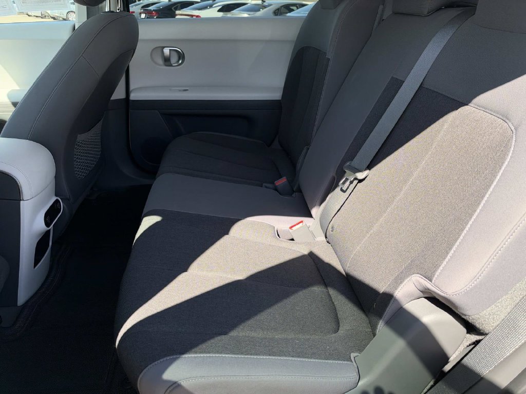 Used 2024 Hyundai Ioniq 5 SE RWD image 20