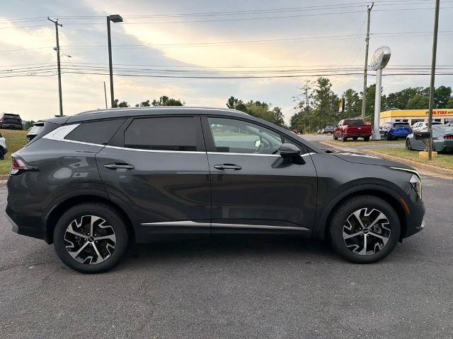 Used 2023 Kia Sportage EX AWD/4WD image 6