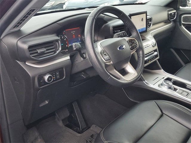 Certified 2022 Ford Explorer XLT w/ Equipment Group 202A image 12
